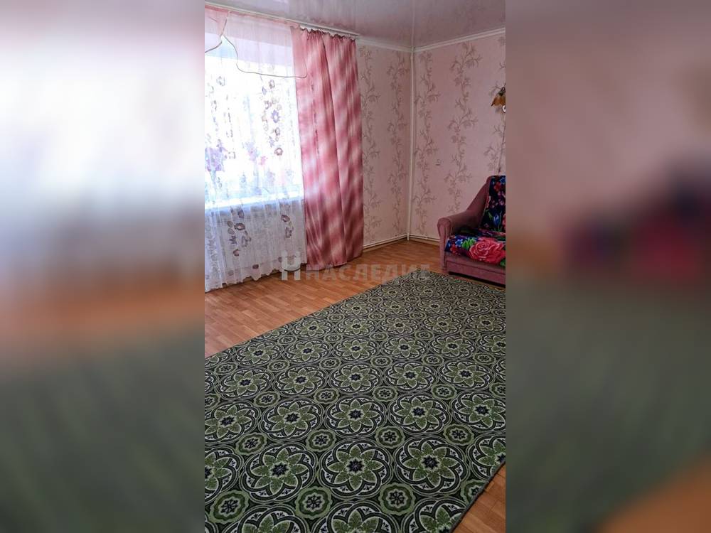 1-комнатная квартира, 40 м2 1/3 этаж, Артём, пер. Айвазовского - фото 2