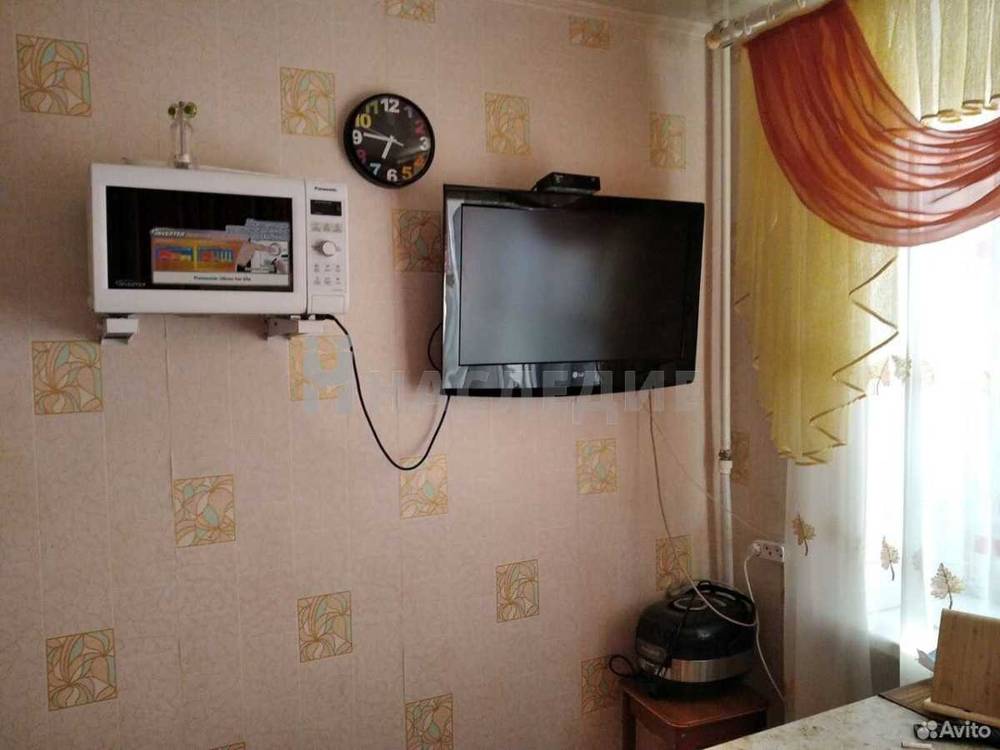 2-комнатная квартира, 54 м2 2/3 этаж, Артём, ул. Островского - фото 7