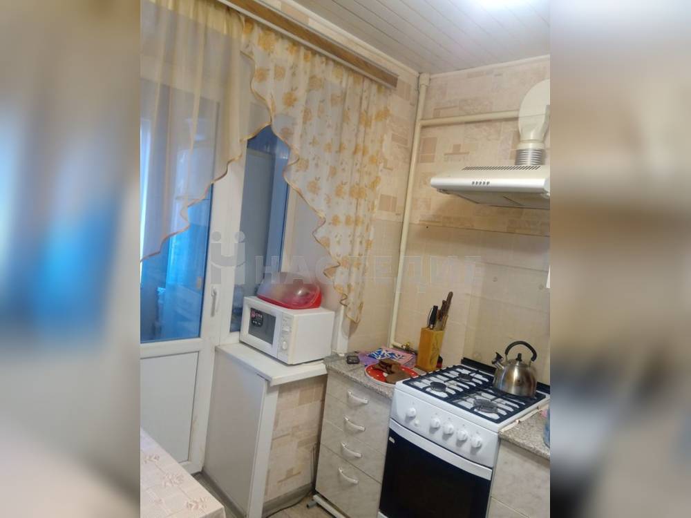 3-комнатная квартира, 56 м2 2/9 этаж, ХБК, пр-кт. Строителей - фото 5