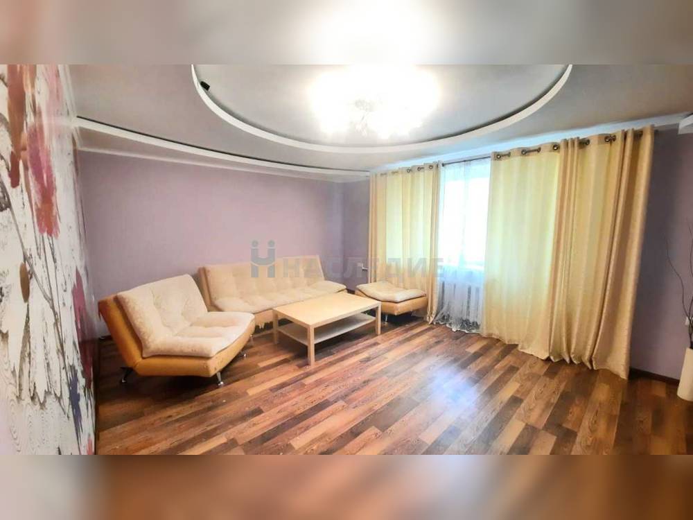 1-комнатная квартира, 45 м2 1/3 этаж, Артём, пер. Тамбовский - фото 2