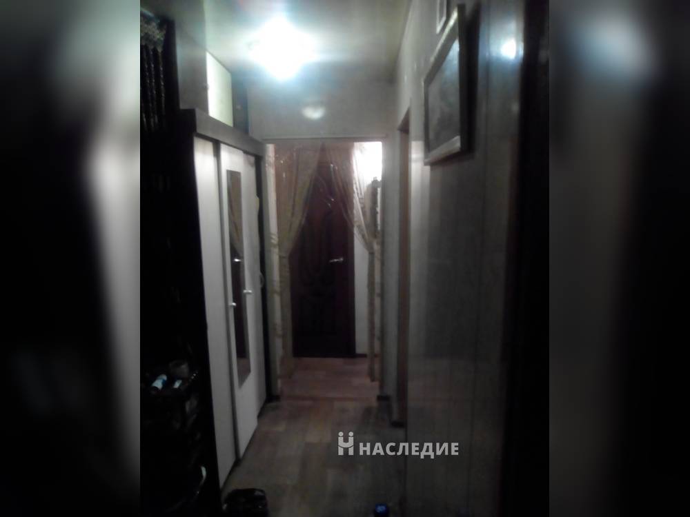 2-комнатная квартира, 52 м2 1/5 этаж, Артём, пр-кт. Ленинского Комсомола - фото 3