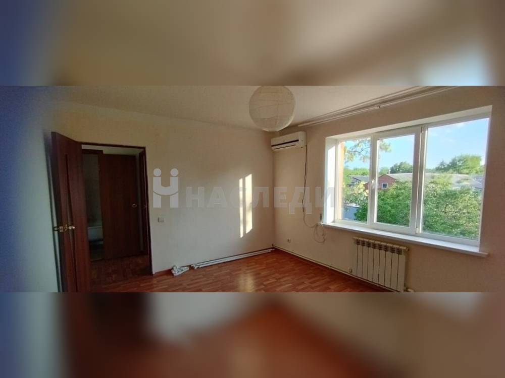 2-комнатная квартира, 42 м2 3/3 этаж, Красина, ул. Красинская - фото 4