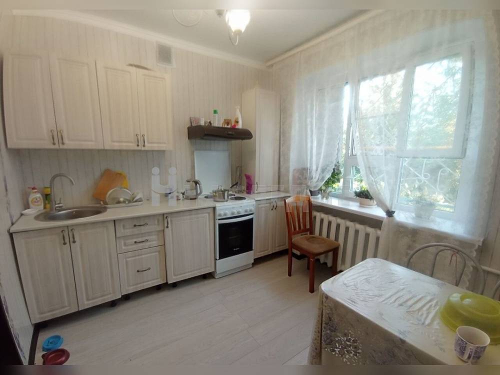 3-комнатная квартира, 72 м2 1/4 этаж, Артём, ул. Калинина - фото 7