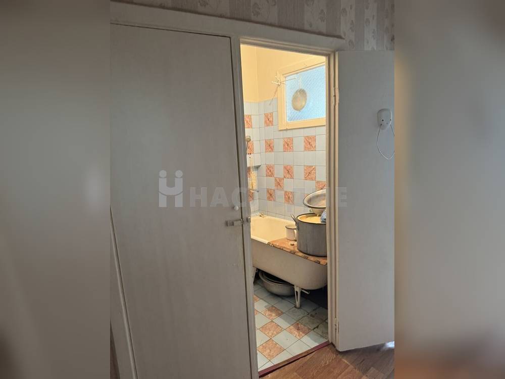 2-комнатная квартира, 44 м2 1/5 этаж, Артём, пр-кт. Ленинского Комсомола - фото 6