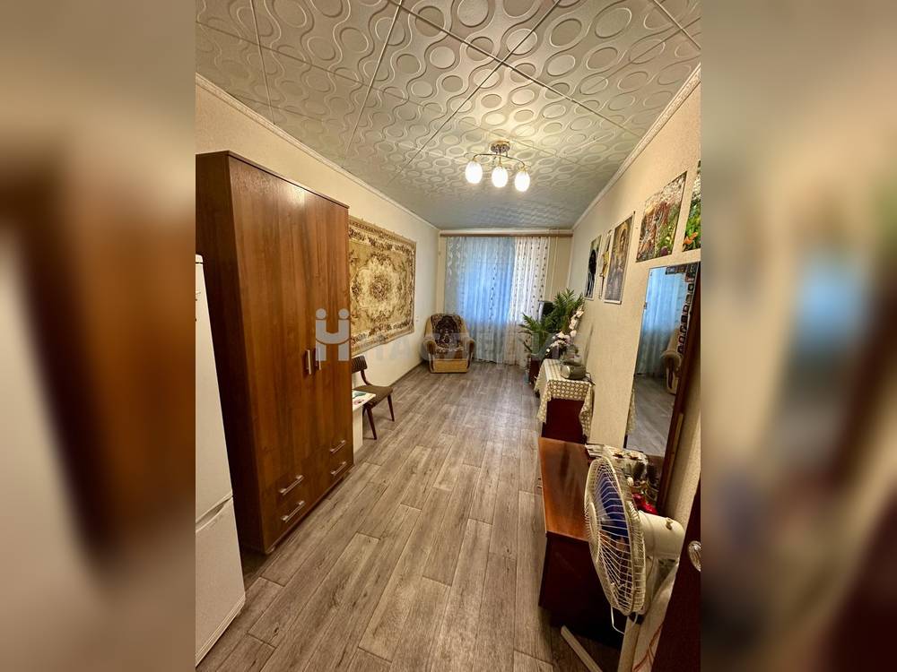 2-комнатная квартира, 44 м2 1/5 этаж, ХБК, ул. Индустриальная - фото 1