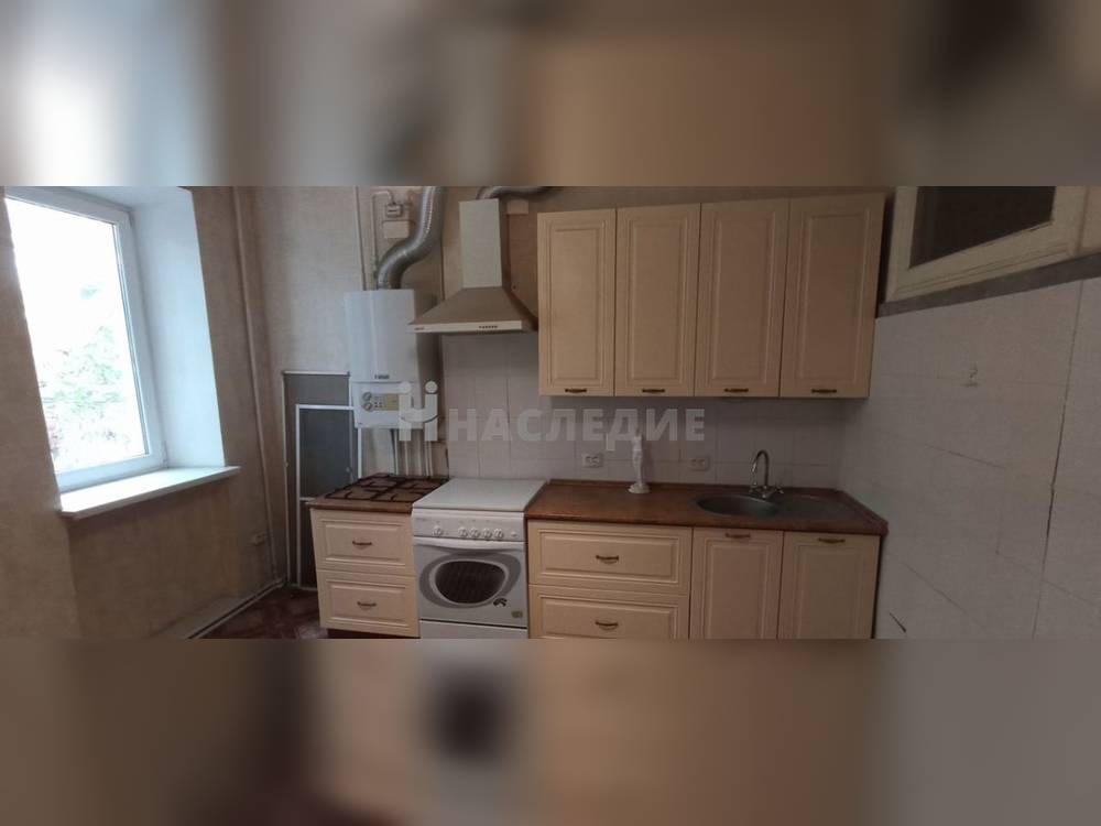 1-комнатная квартира, 46 м2 2/4 этаж, Центр, ул. Советская - фото 2