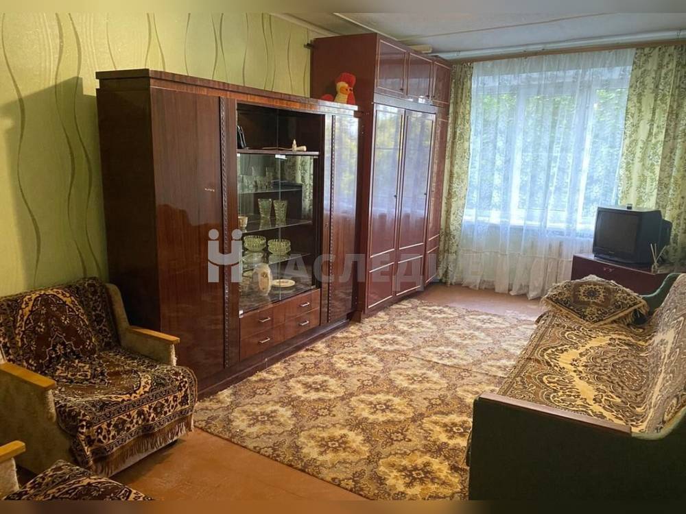 2-комнатная квартира, 47 м2 4/5 этаж, ХБК, пр-кт. Строителей - фото 1