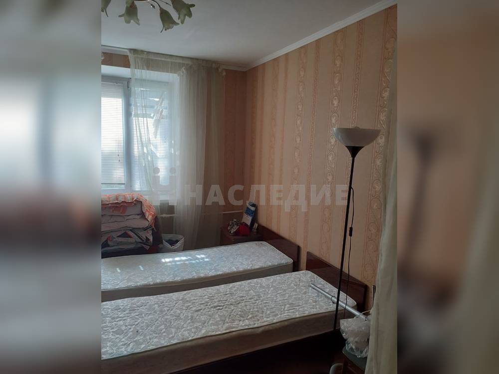 2-комнатная квартира, 56 м2 2/4 этаж, Центр, пр-кт. Победа Революции - фото 3