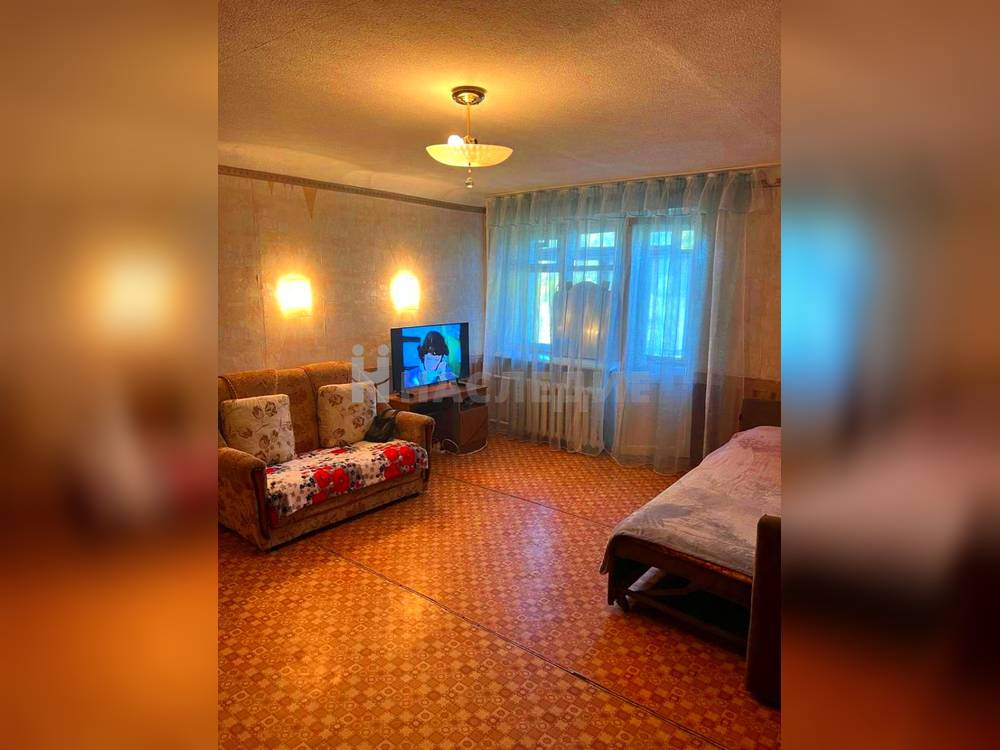 2-комнатная квартира, 60 м2 3/5 этаж, ХБК, ул. Индустриальная - фото 1