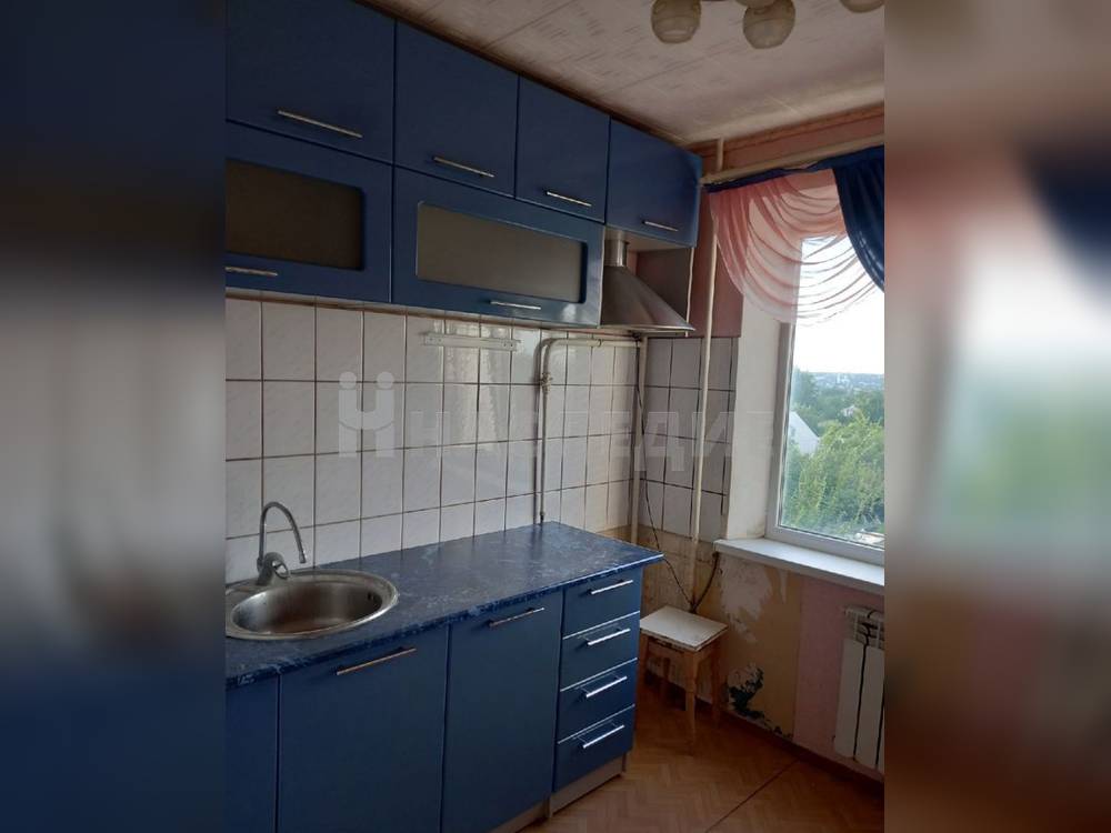 2-комнатная квартира, 46 м2 4/5 этаж, Красина, ул. Азовская - фото 7