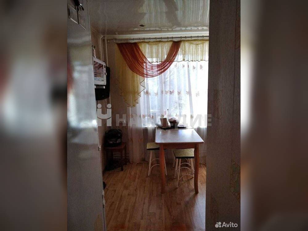 2-комнатная квартира, 54 м2 2/3 этаж, Артём, ул. Островского - фото 6