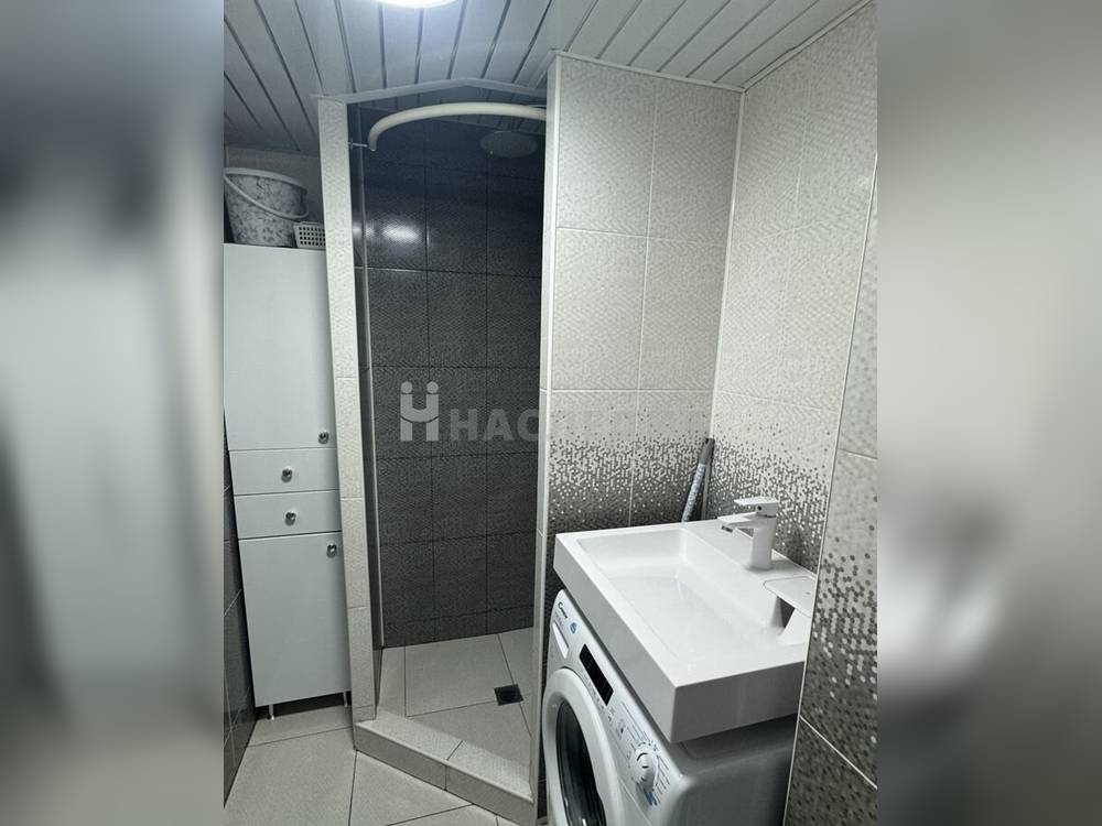 1-комнатная квартира, 32.5 м2 5/5 этаж, Красина, ул. Азовская - фото 20