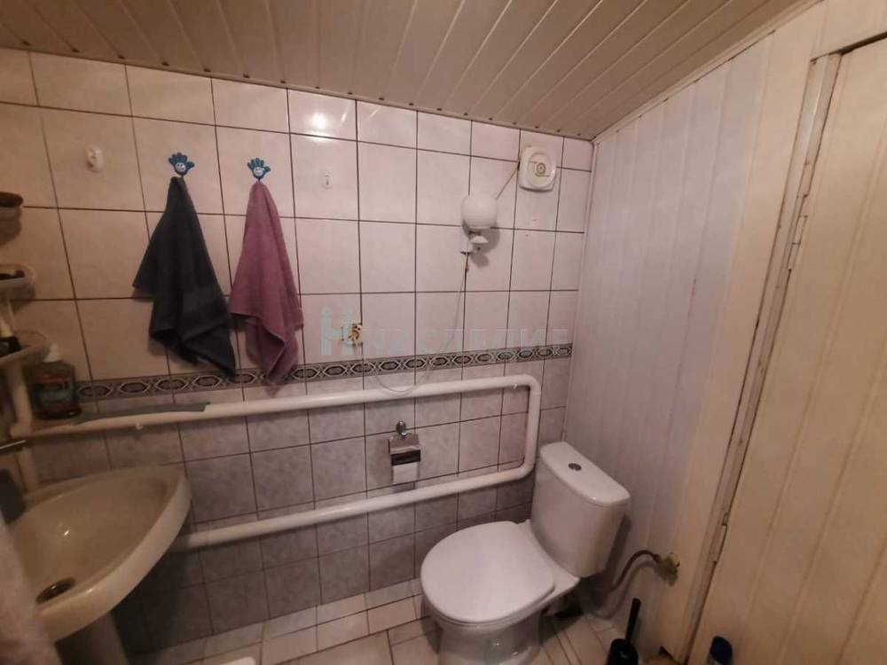 3-комнатная квартира, 55 м2 1/1 этаж, Центр, ул. Ленина - фото 11