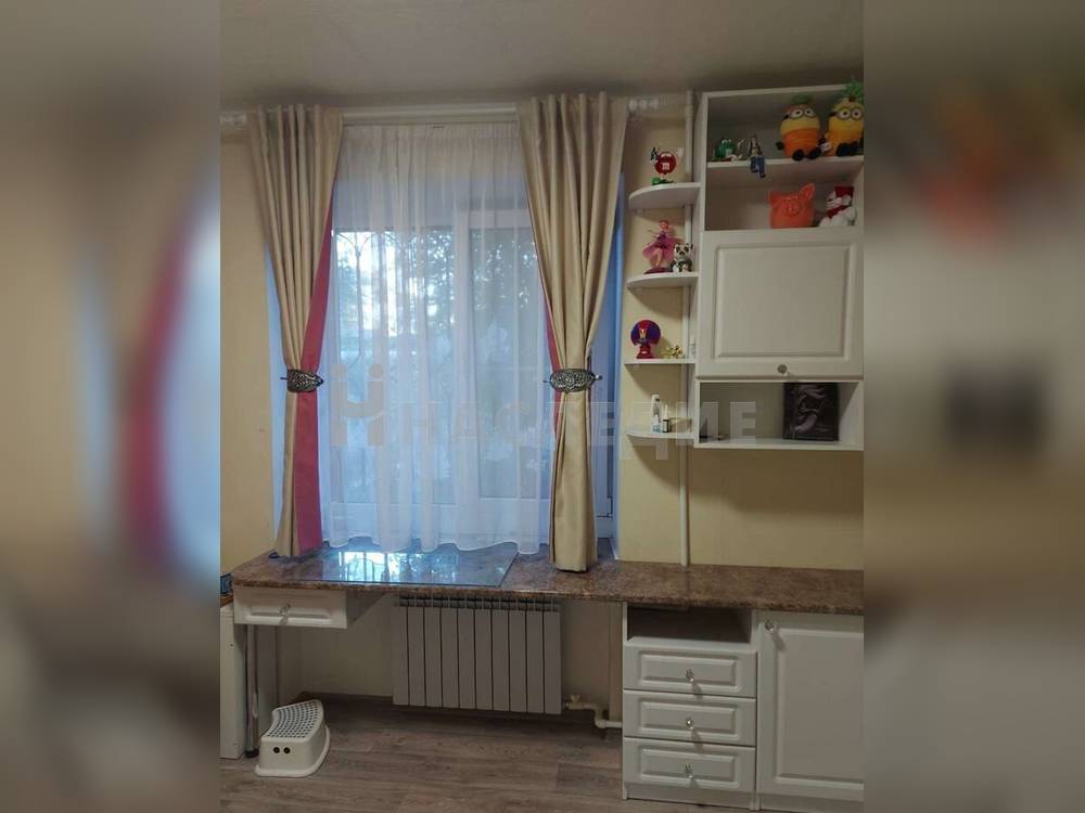 3-комнатная квартира, 61 м2 1/5 этаж, Артём, ул. Ильюшина - фото 4