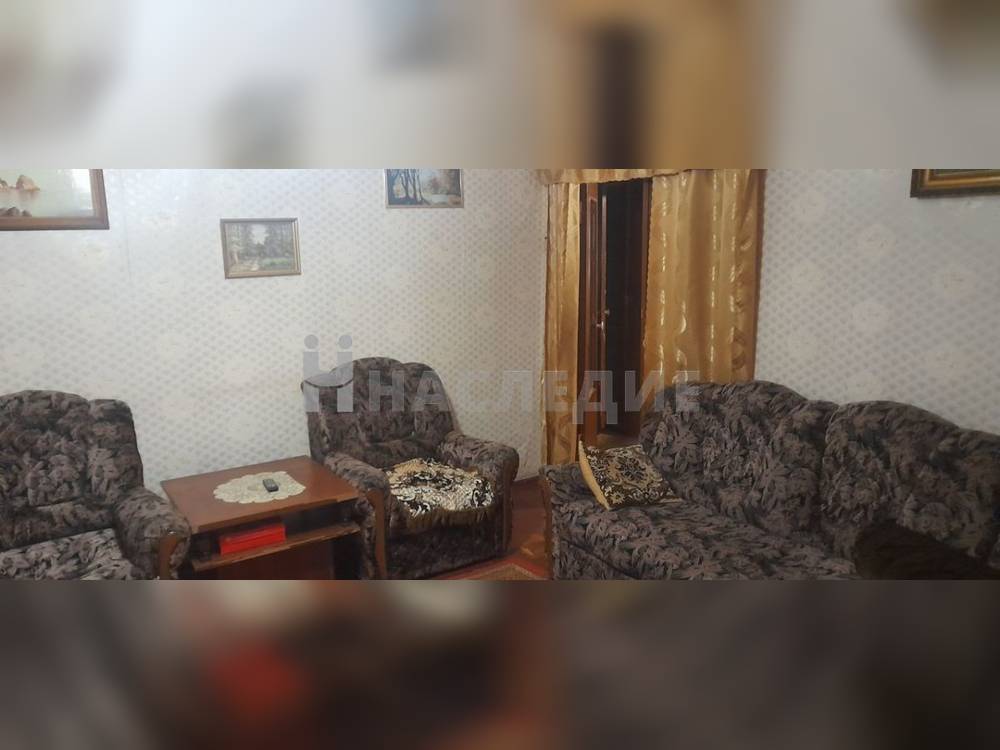 3-комнатная квартира, 60 м2 1/5 этаж, Артём, ул. Островского - фото 2