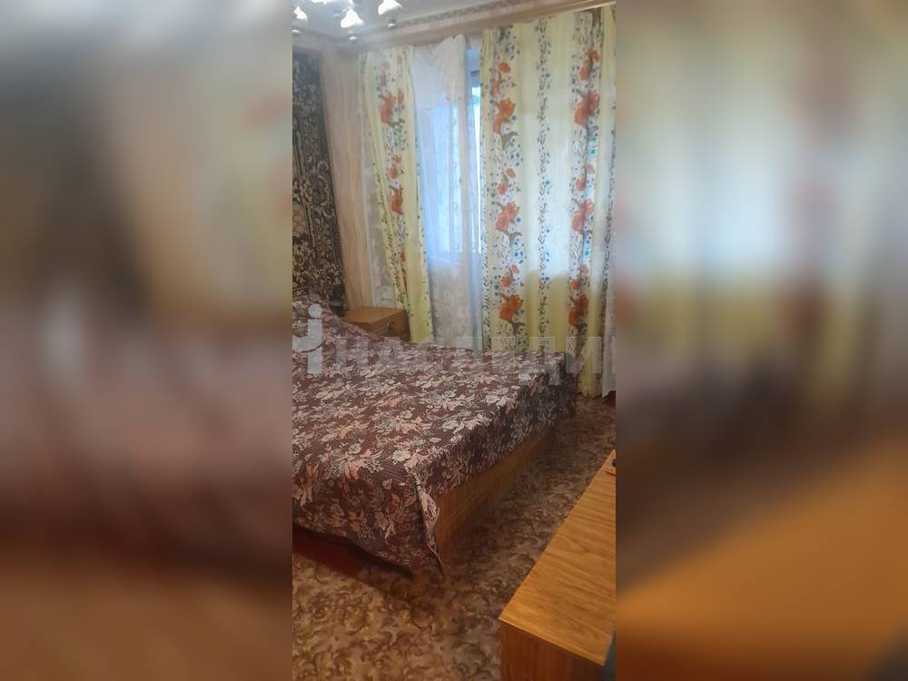 3-комнатная квартира, 60 м2 1/5 этаж, Артём, ул. Островского - фото 5